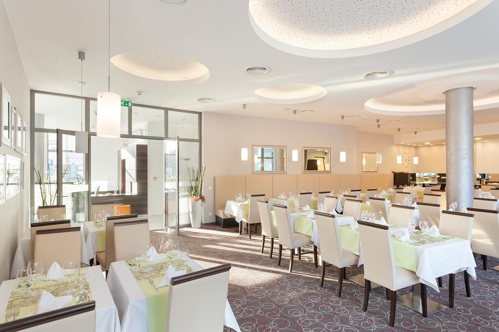 Wellness Hotel Panorama Тренчьянске-Тепліце Екстер'єр фото